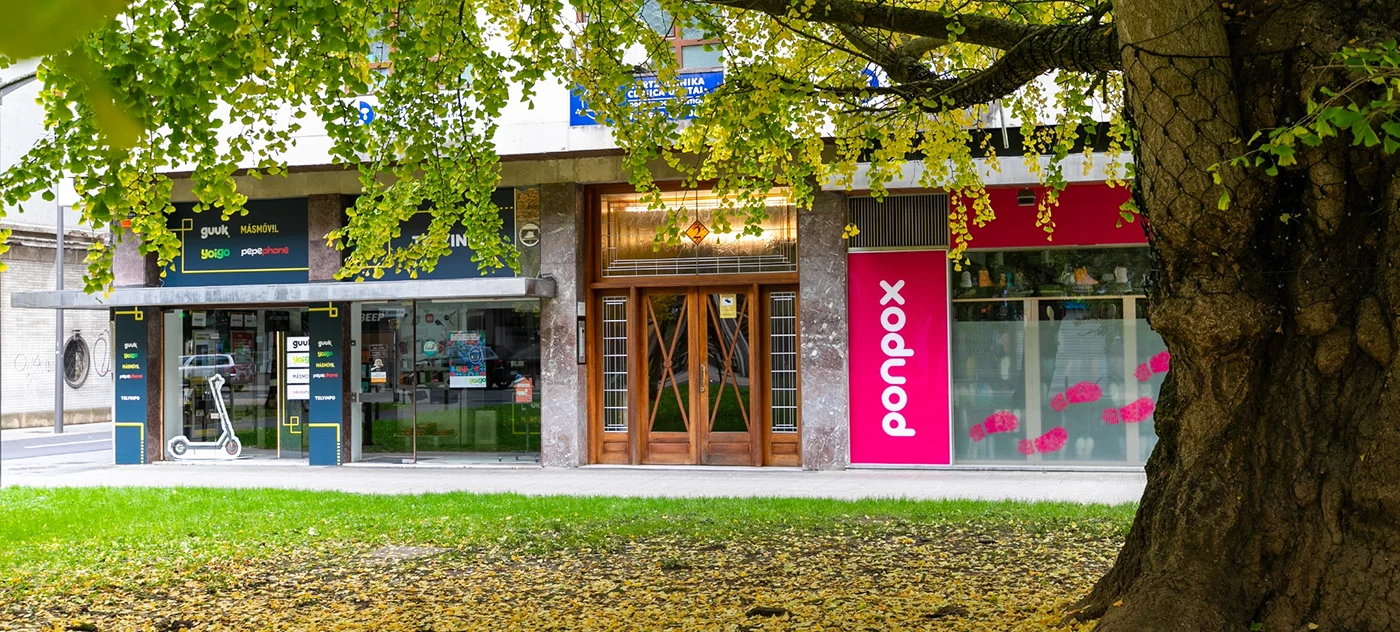 exterior de clínica dental en el centro de tolosa